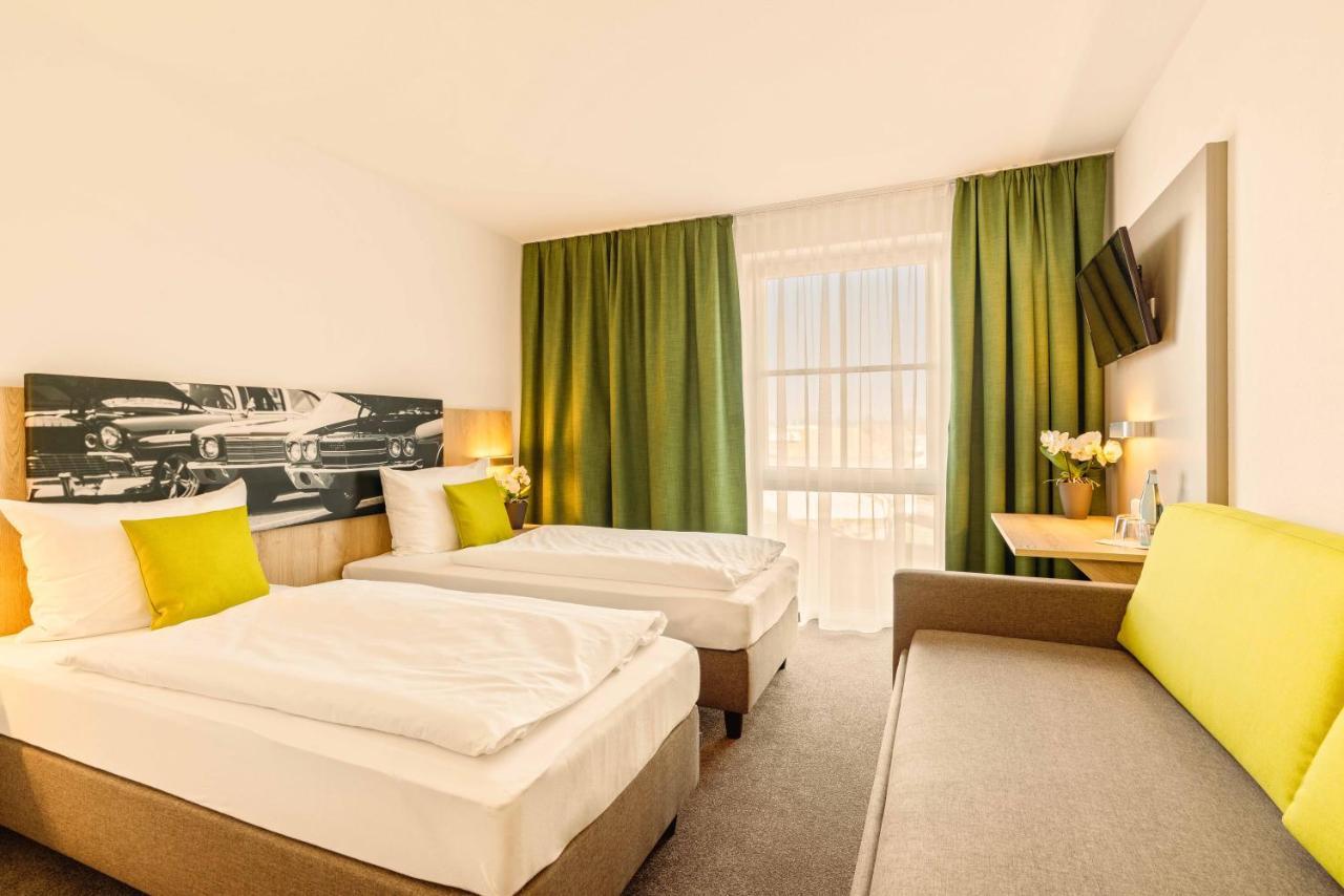 Highway Hotel Herbolzheim Extérieur photo