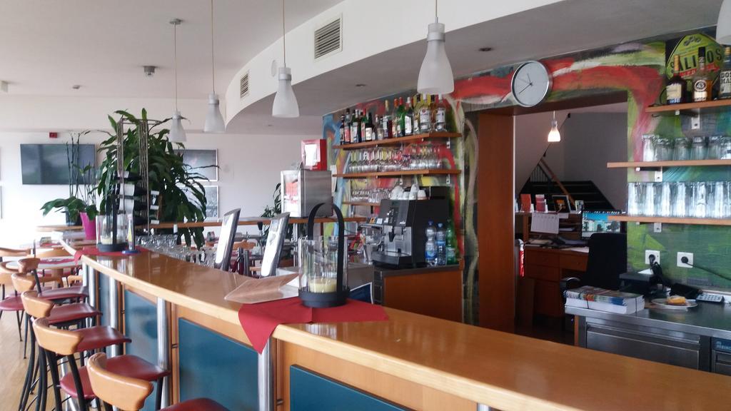 Highway Hotel Herbolzheim Extérieur photo