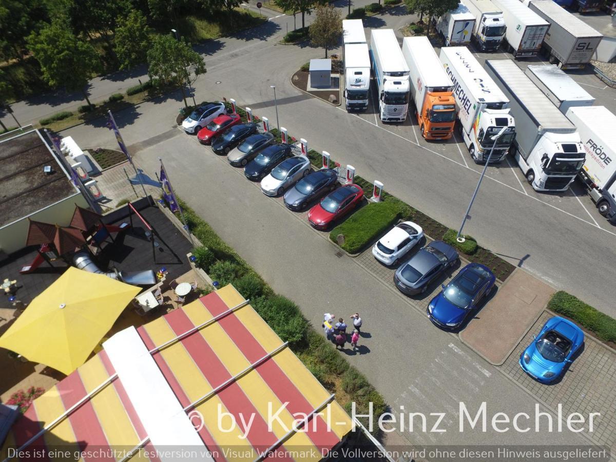 Highway Hotel Herbolzheim Extérieur photo
